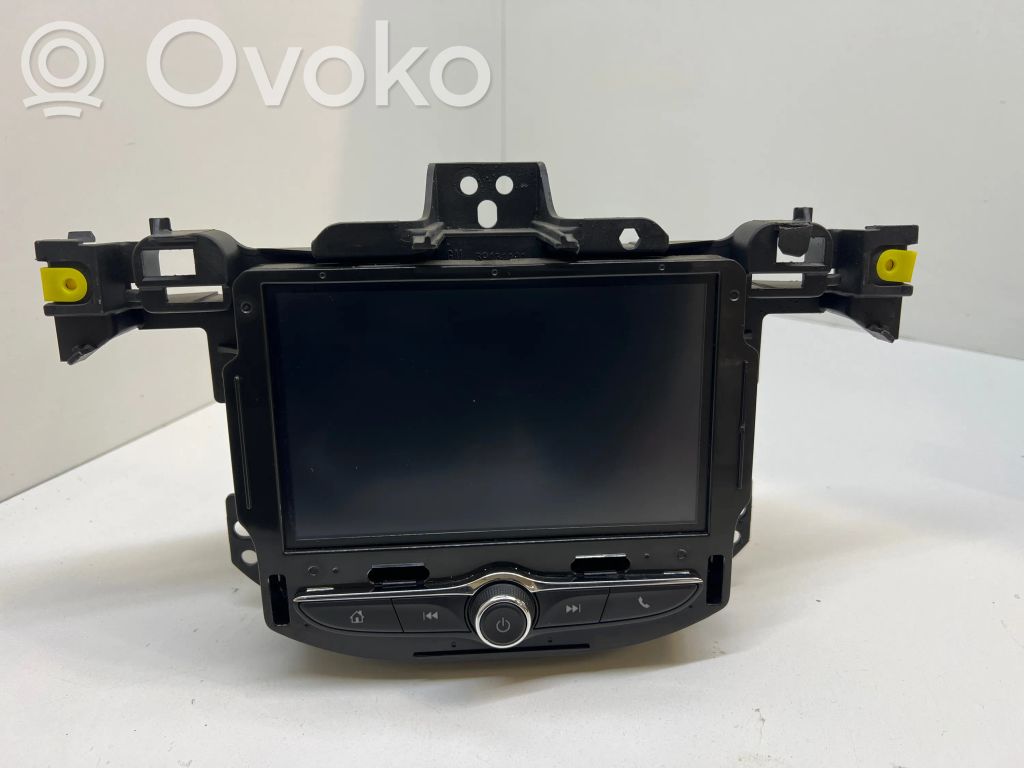 Opel Corsa E Radio/CD/DVD/GPS head unit 