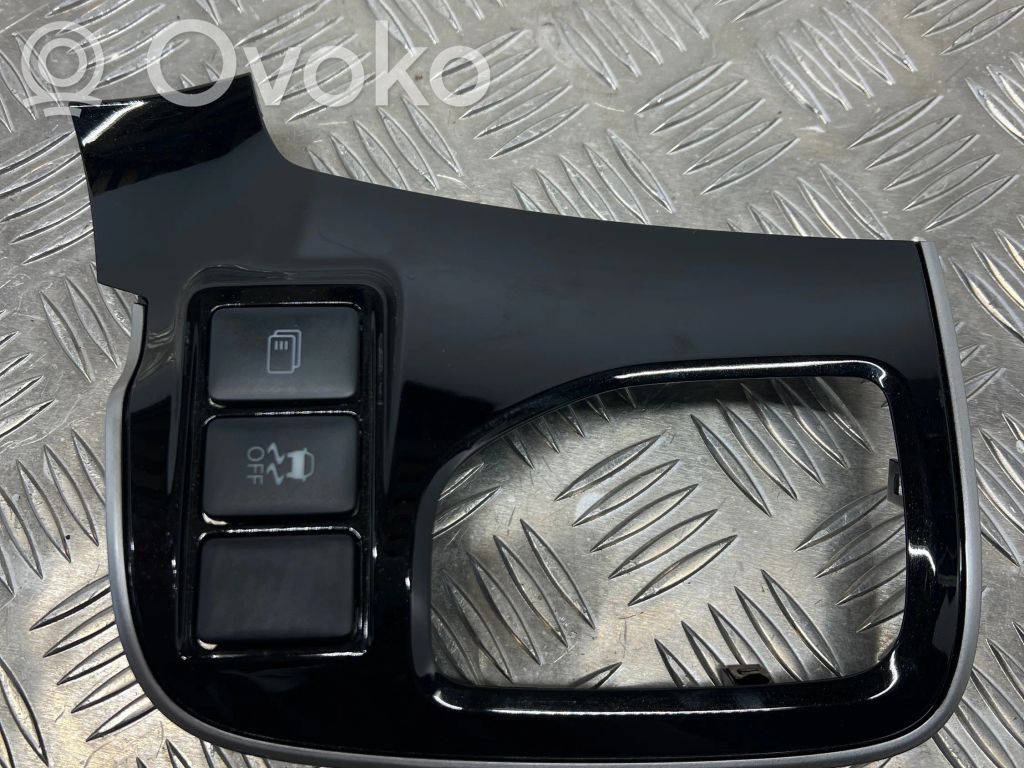 Mitsubishi Outlander Jungiklių komplektas 