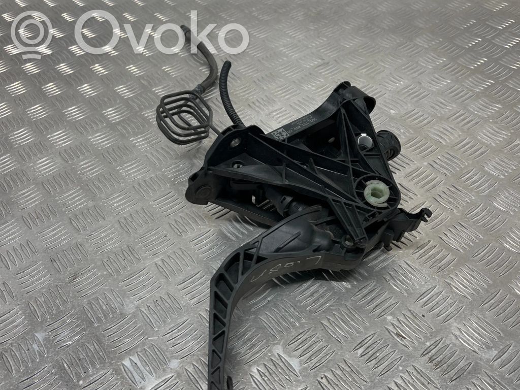 Seat Leon (5F) Sajūga pedālis 