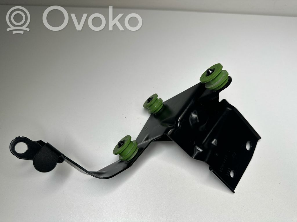 Audi Q3 F3 ABS-pumpun kiinnike 