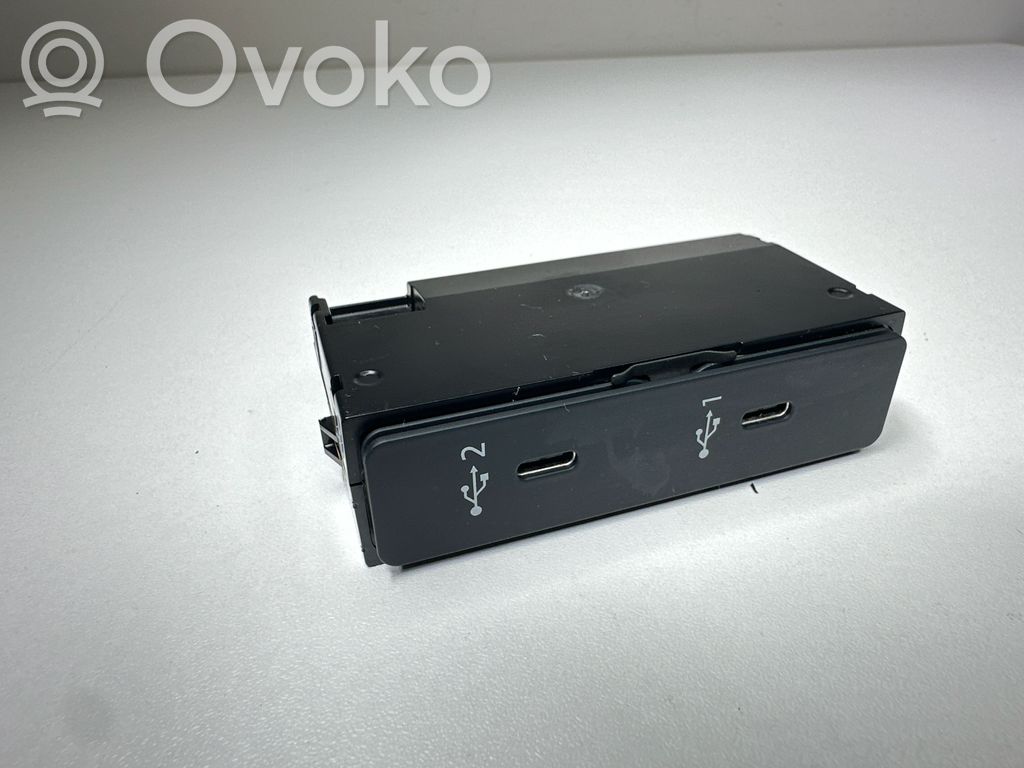 Audi Q3 F3 Connecteur/prise USB 