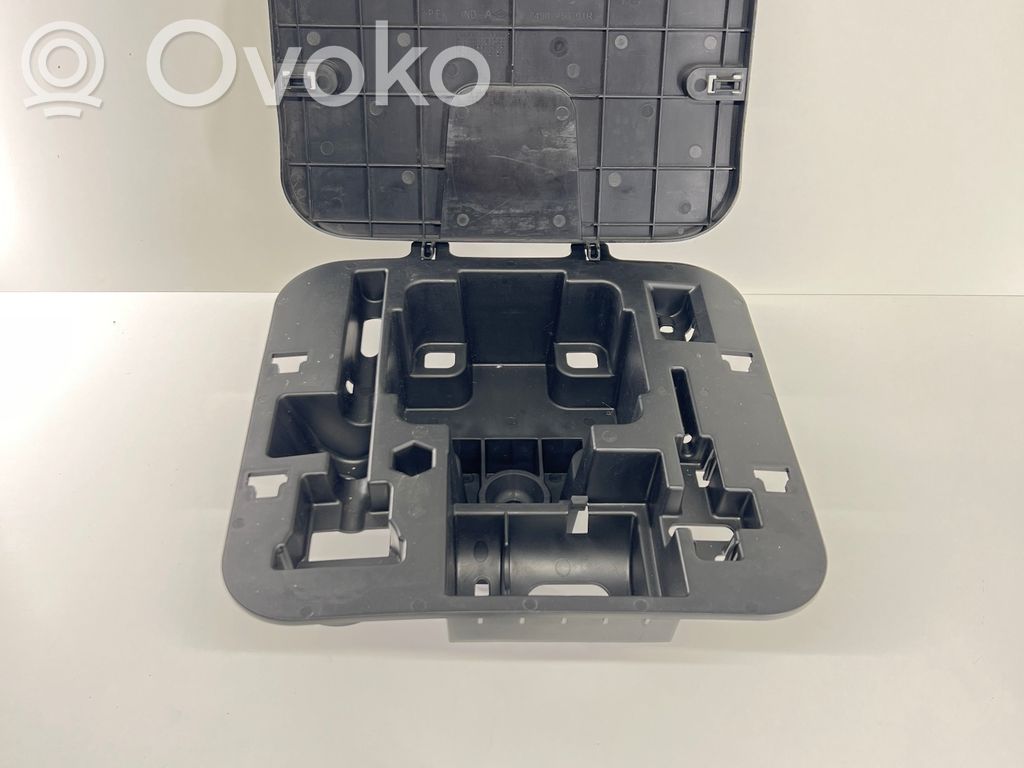 Renault Clio V Caja de herramientas 