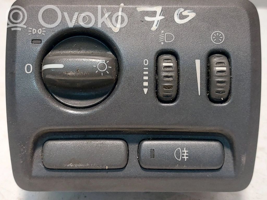 Volvo V70 Light switch 