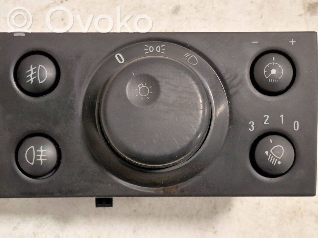 Opel Vectra C Light switch 
