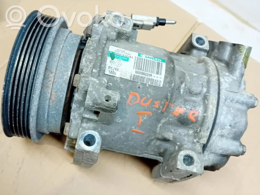 Dacia Duster Air conditioning (A/C) compressor (pump) 