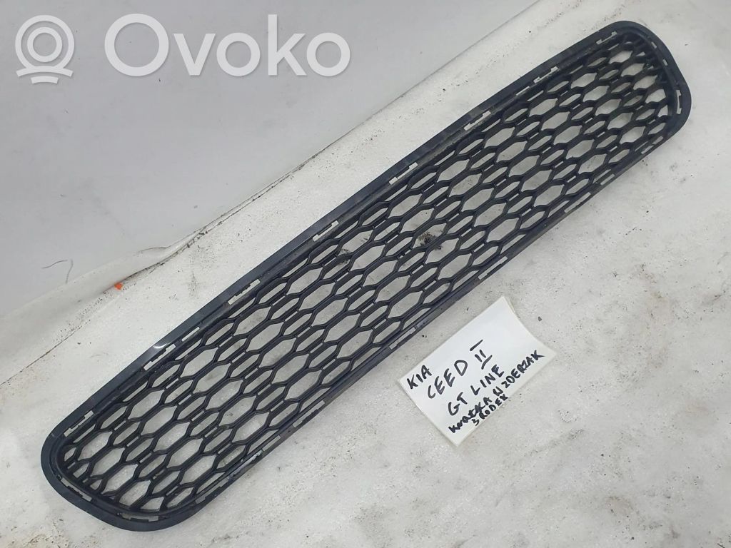 KIA Ceed Rejilla inferior del parachoques delantero 