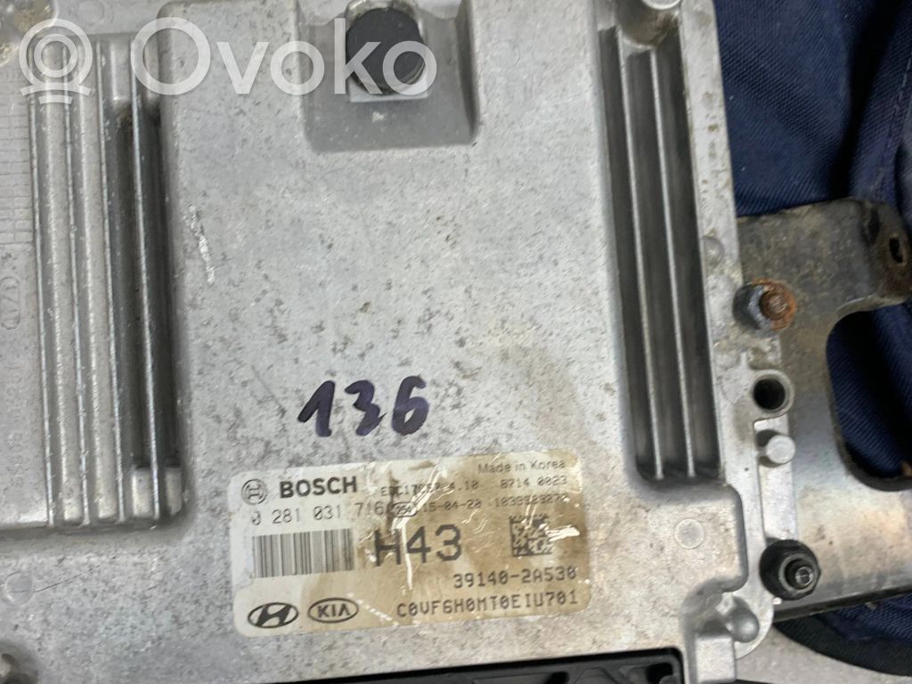 Hyundai i40 Engine control unit/module 