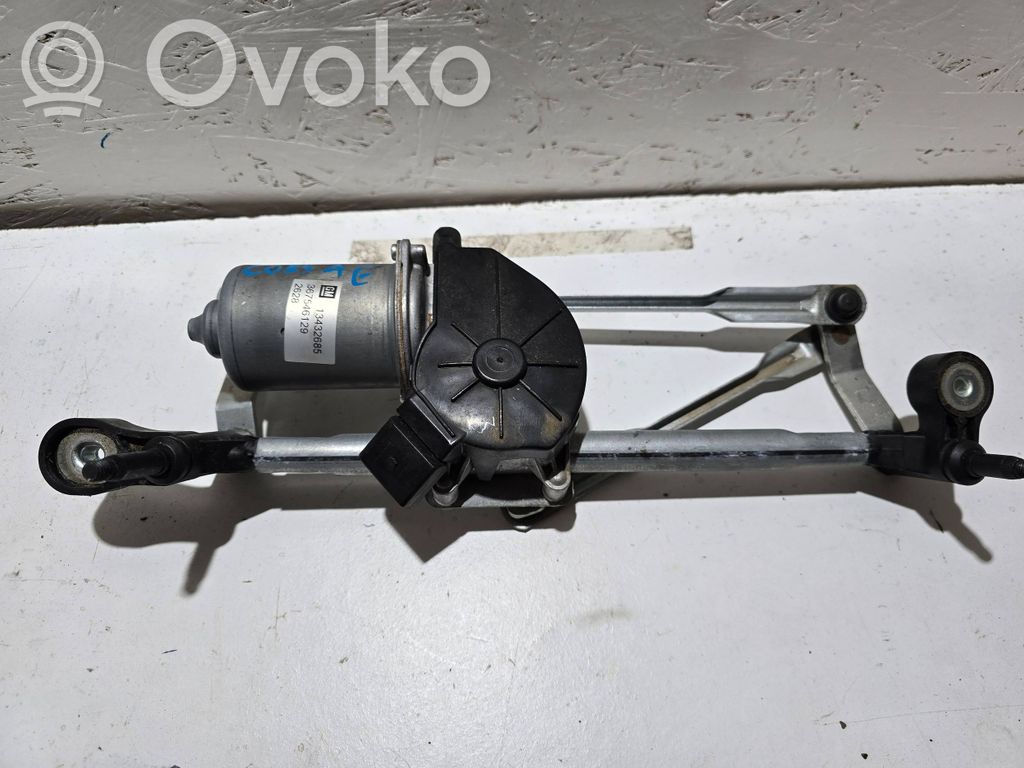 Opel Corsa E Wiper motor 