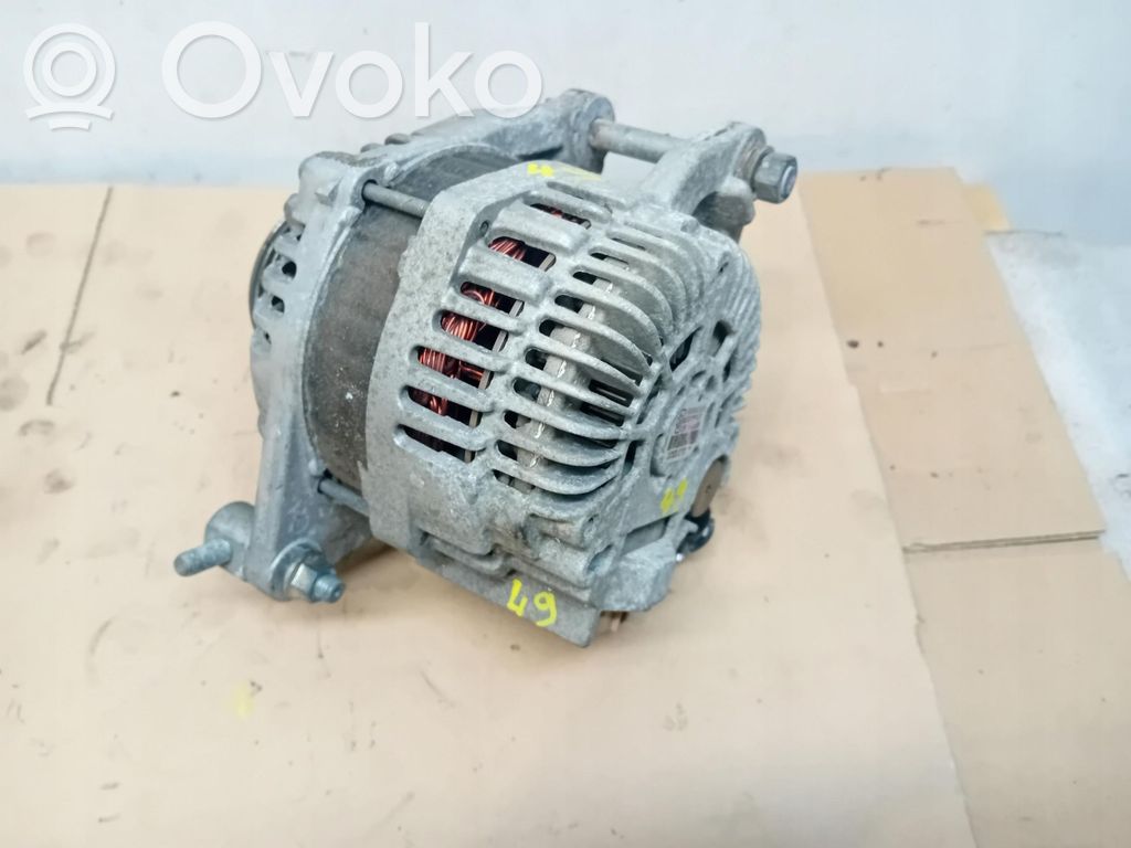 Mitsubishi Space Star Ģenerators 
