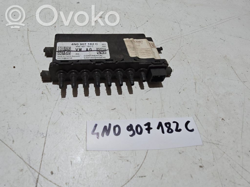 Audi A8 S8 D5 Module de commande de siège 
