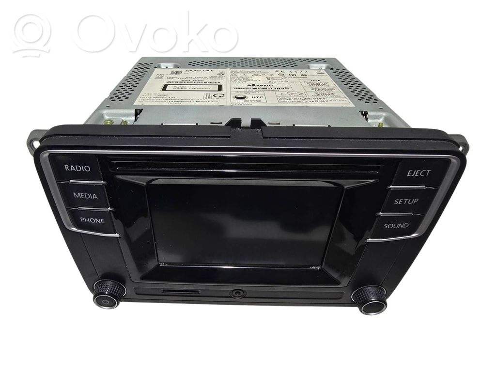 Volkswagen Caddy Radio/CD/DVD/GPS head unit 