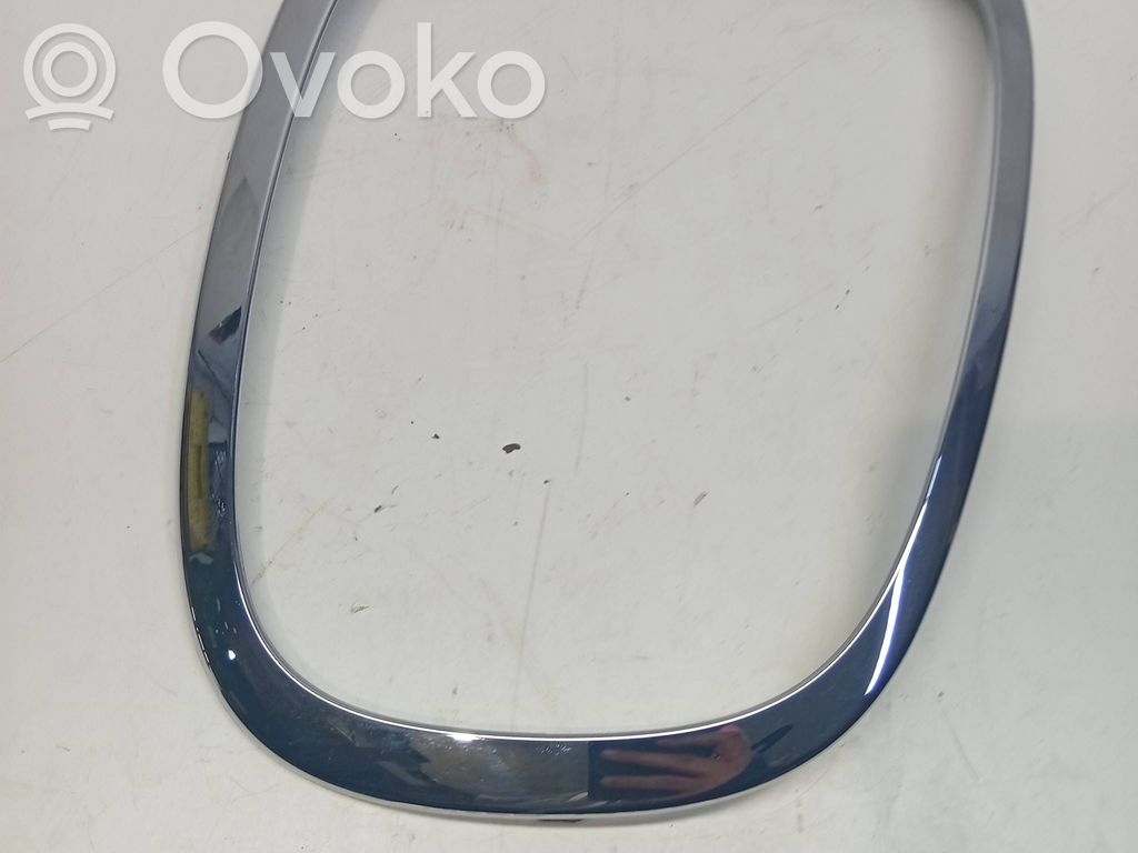 Mini Cooper F57 Listwa pod lampę tylną 