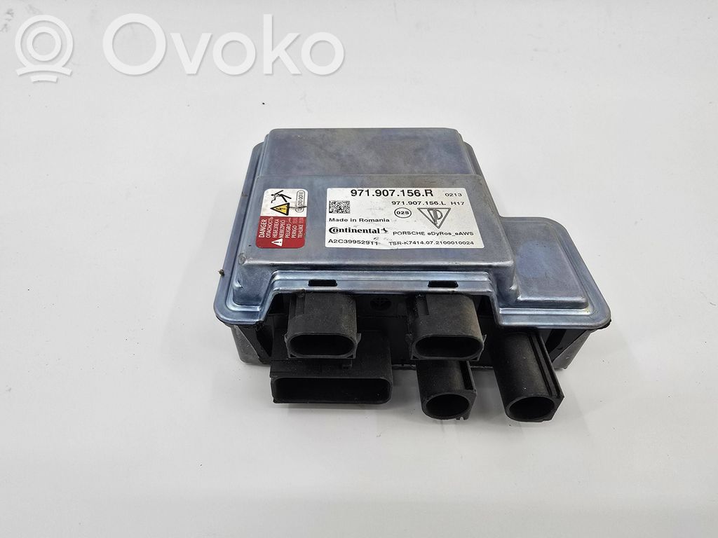 Engine control unit/module   971907156R,971907156L