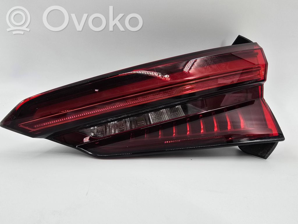 Audi A5 Lampy tylnej klapy bagażnika 
