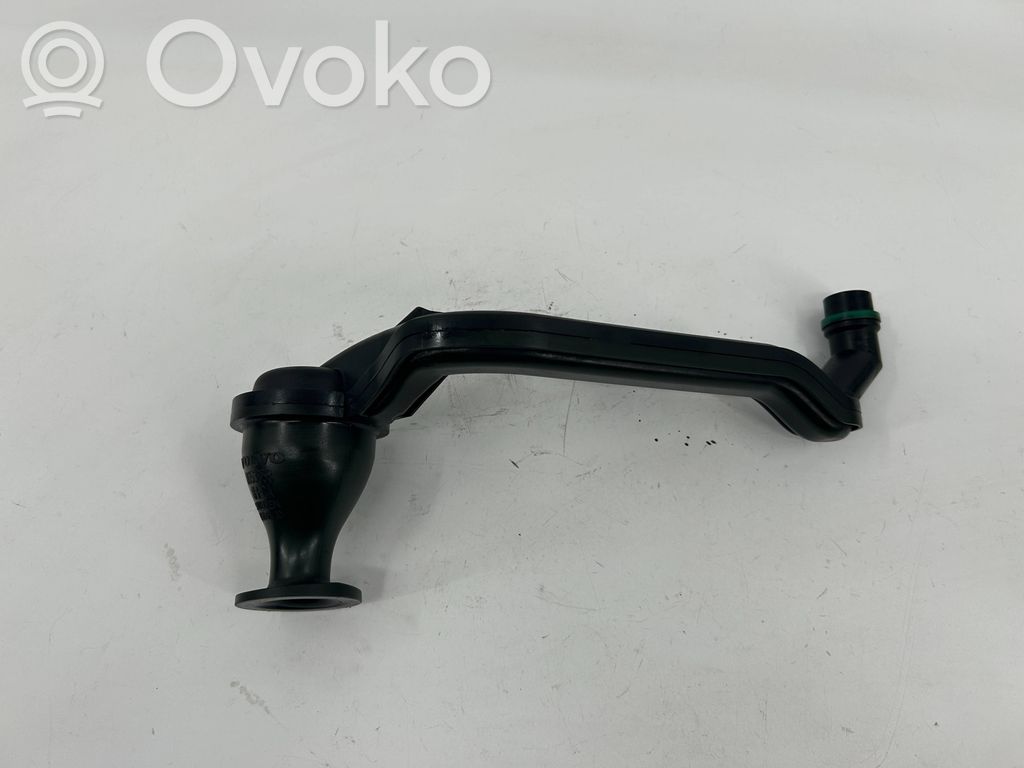 Volvo V70 Tubo de descarga del cárter 