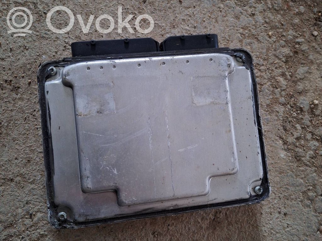 Skoda Octavia Mk1 (1U) Engine control unit/module 