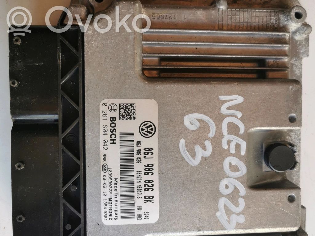 Volkswagen PASSAT B6 Engine control unit/module ECU 