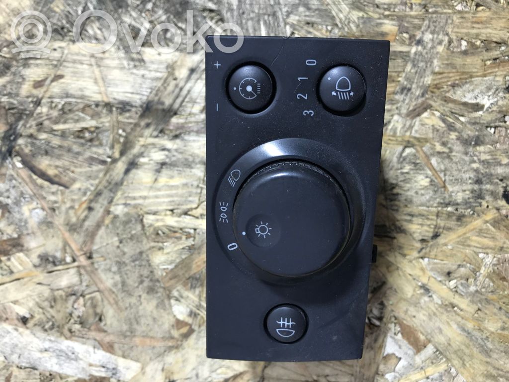 Opel Vectra C Light switch 