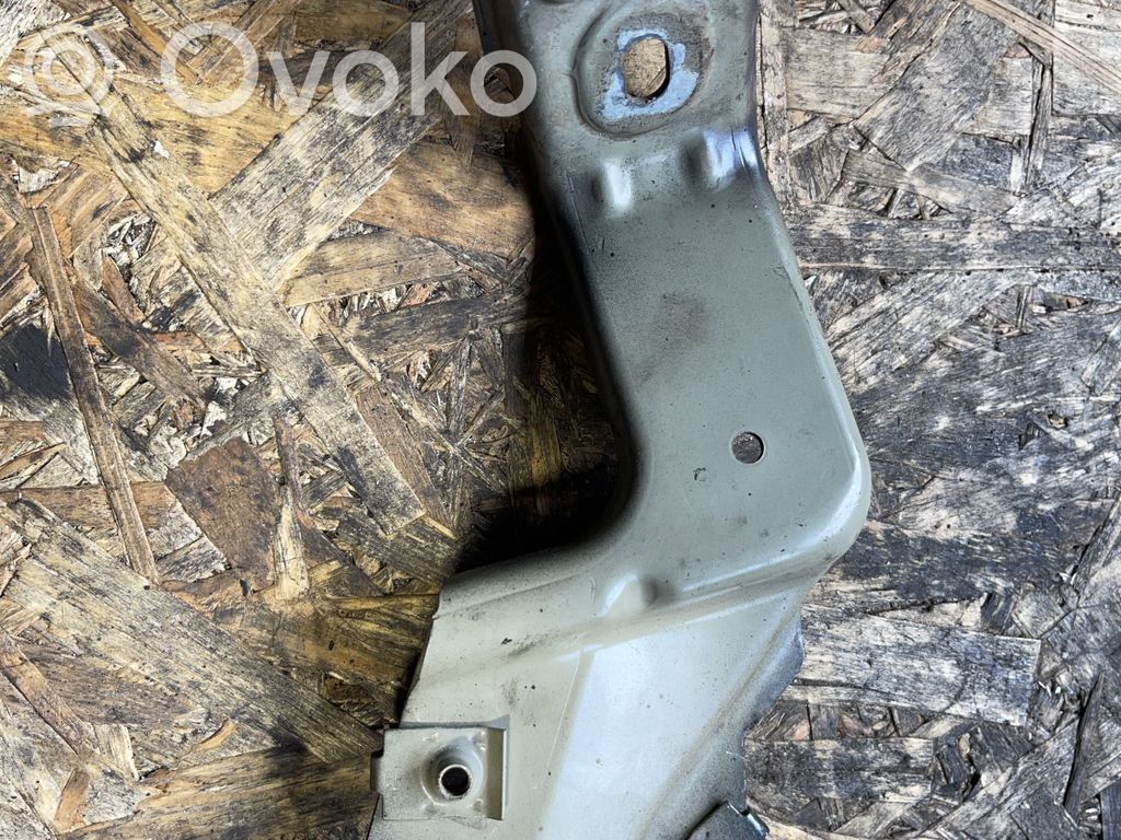 Opel Insignia A Laikiklis sparno 