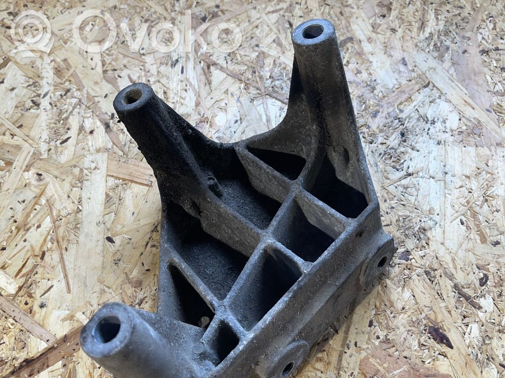 Opel Combo C Engine mounting bracket 