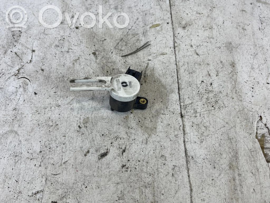 Opel Astra J Interruptor sensor del pedal de freno 