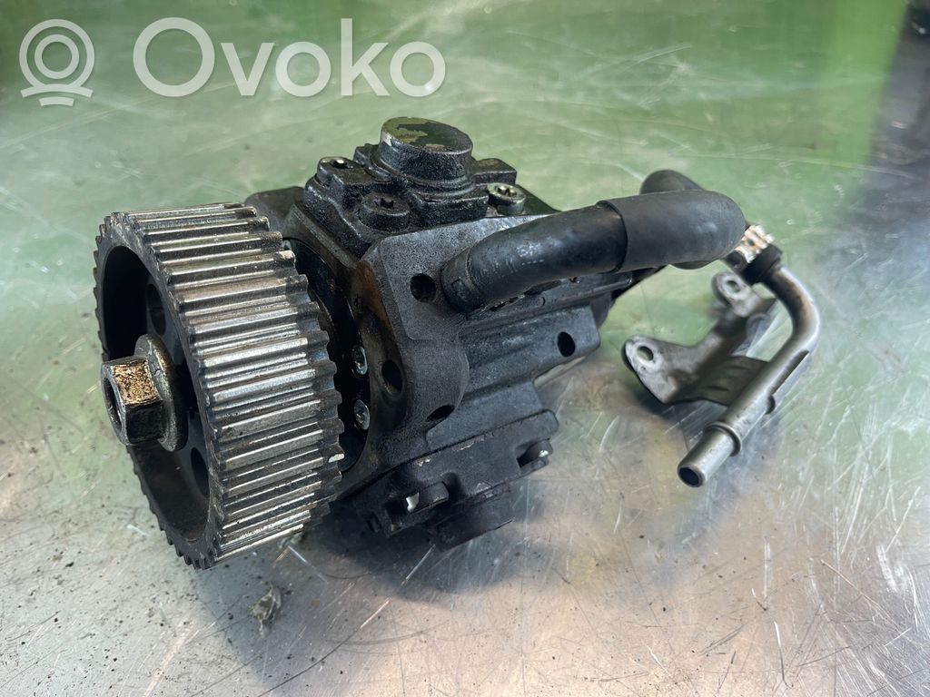 Opel Astra J Fuel injection high pressure pump 