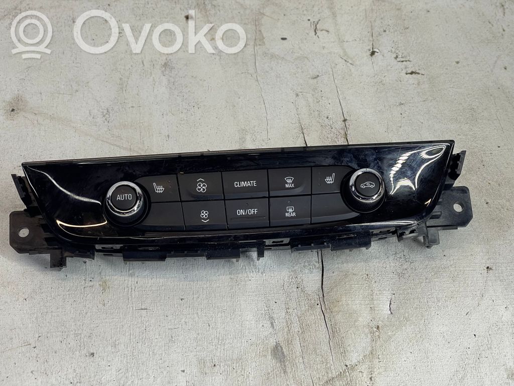 Opel Insignia B Climate control unit 