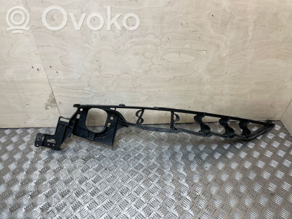 Bridă fixare aripă față   7157989