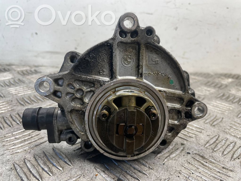 BMW 3 E90 E91 Vacuum pump 