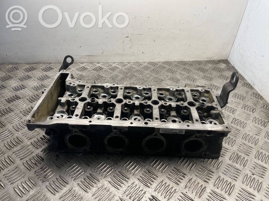 BMW 5 F10 F11 Engine head 