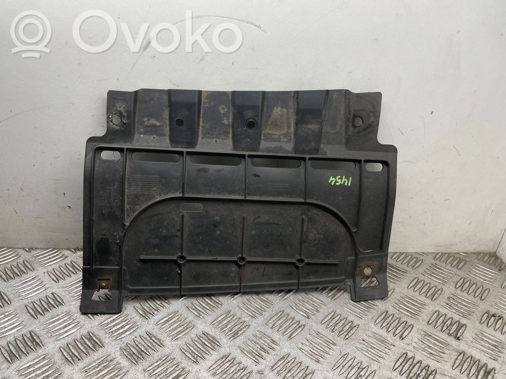 BMW 3 E92 E93 Galinio bamperio dugno apsauga 