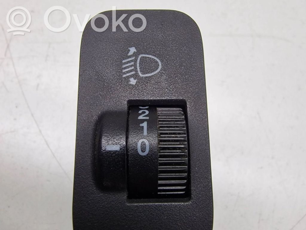Headlight level height control switch   M20010,HJSS5A