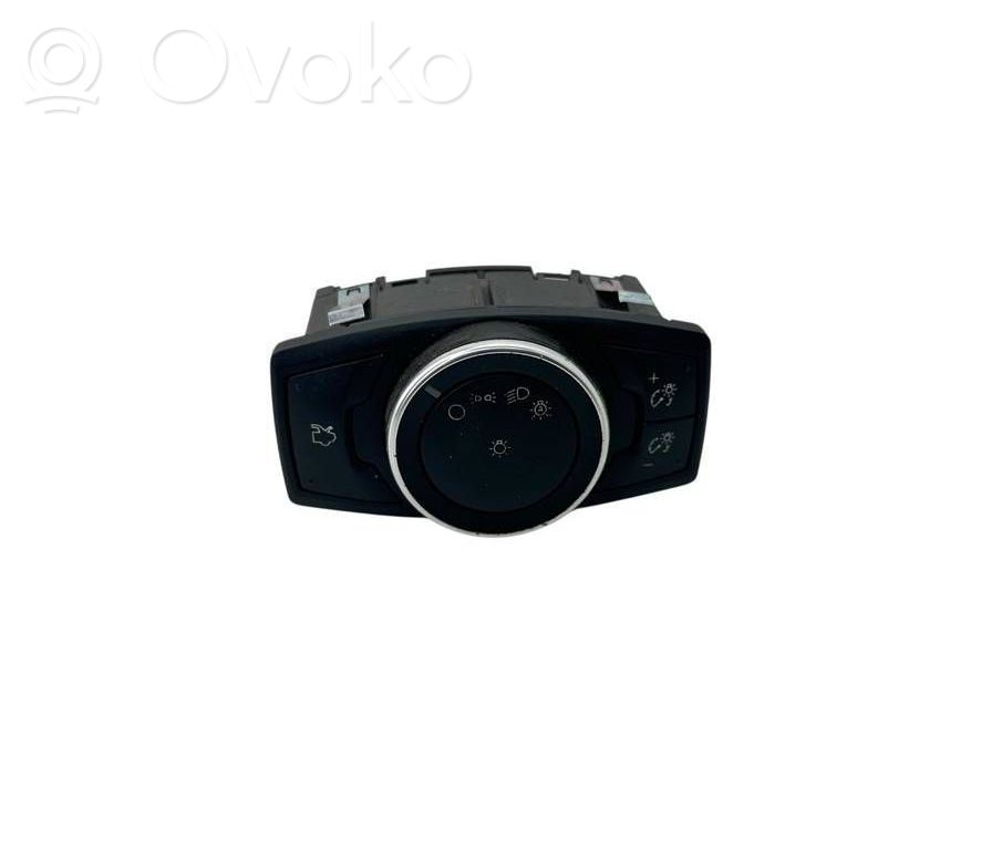 Ford Focus Light switch 