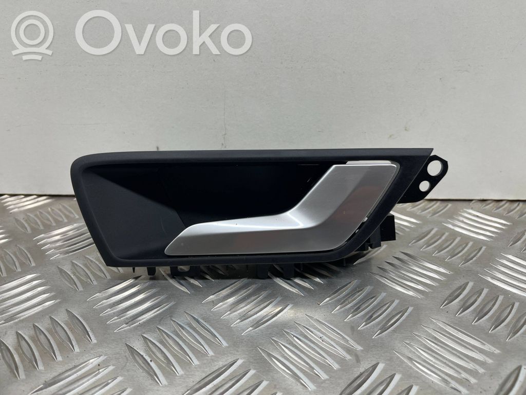 Ford Focus Front door interior handle 