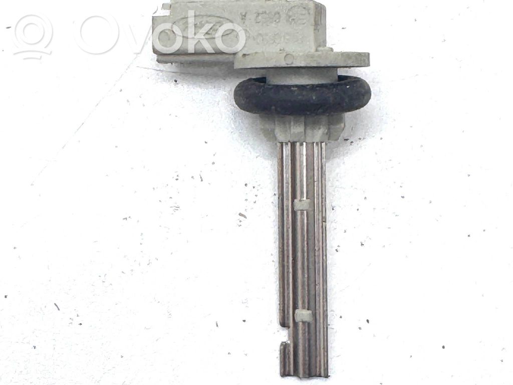 Interior temperature sensor   EH6652A