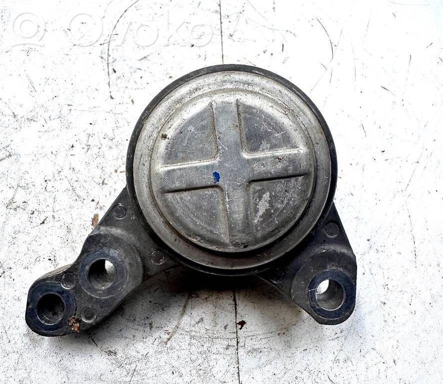 Ford Fusion II Engine mount bracket 