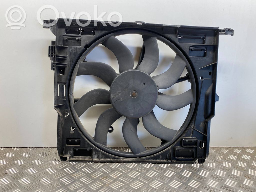 BMW 5 F10 F11 Elektryczny wentylator chłodnicy 