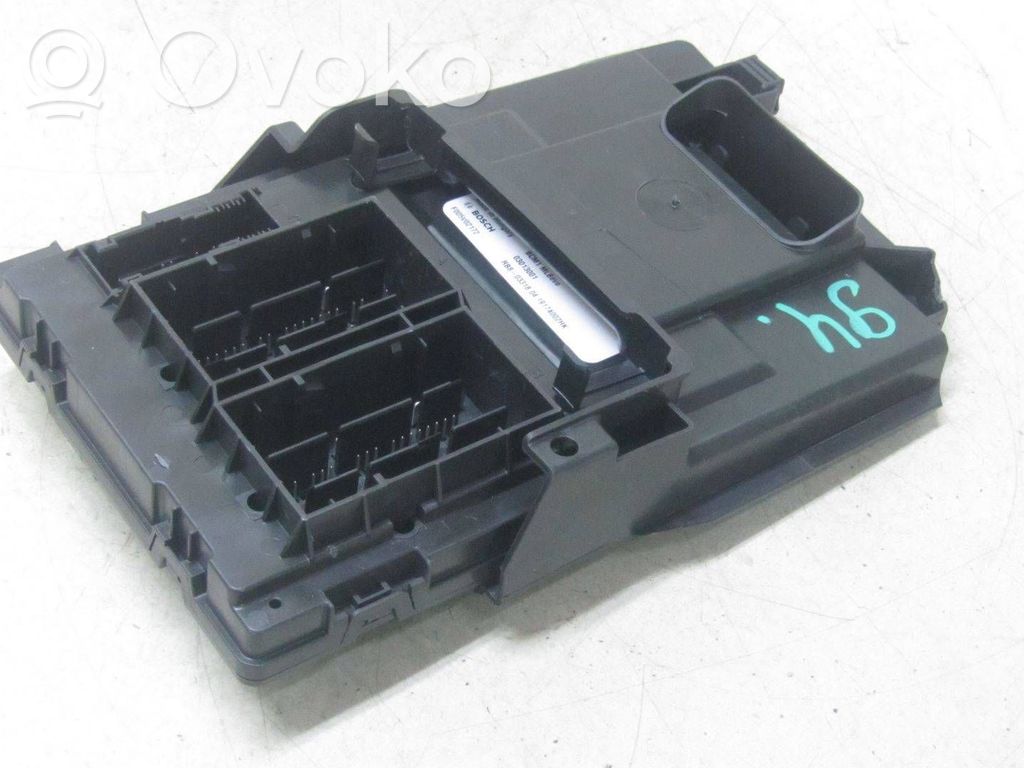 Audi A4 S4 B9 Komforto modulis 