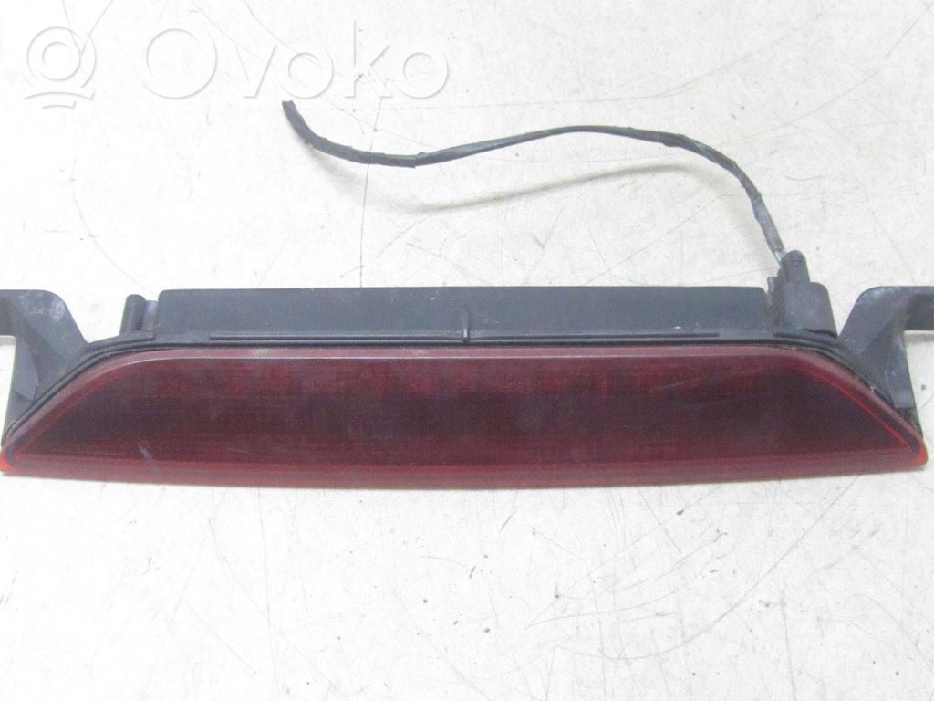 Dodge Caliber Third/center stoplight 