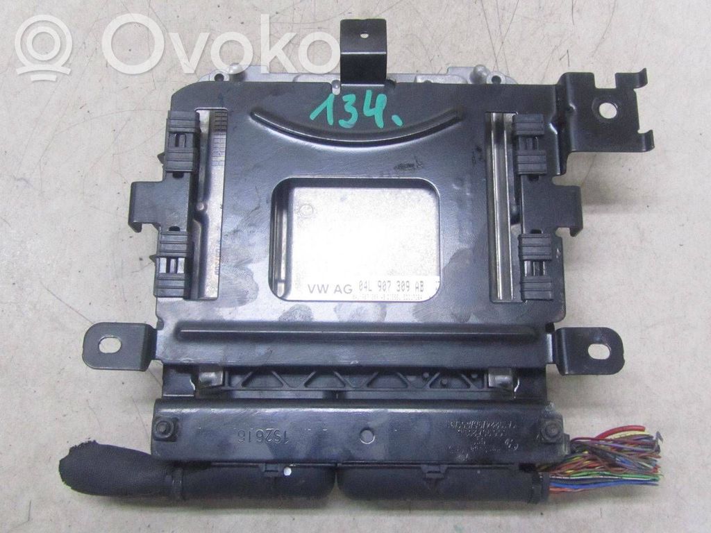 Audi Q3 8U Engine control unit/module 