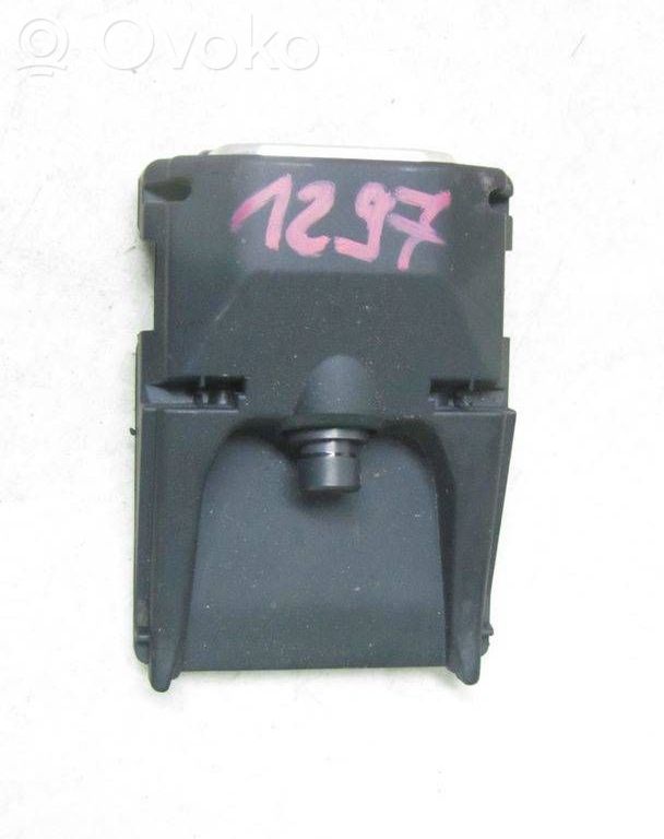 Windshield/windscreen camera   95740C5500