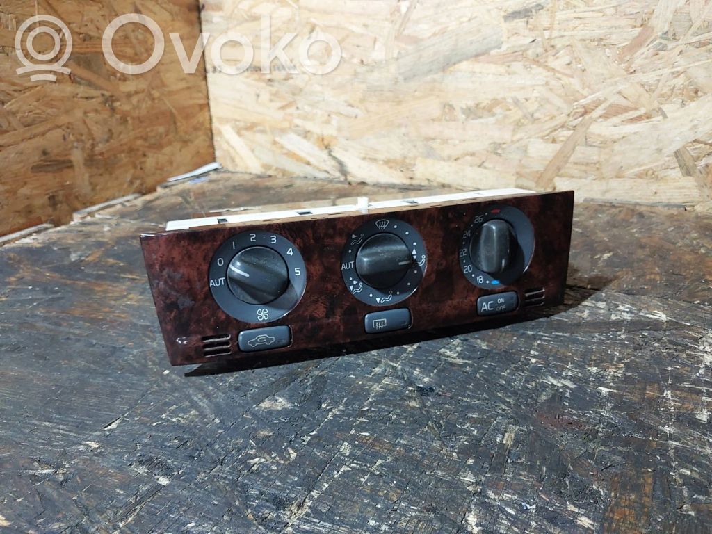 Climate control unit   856064