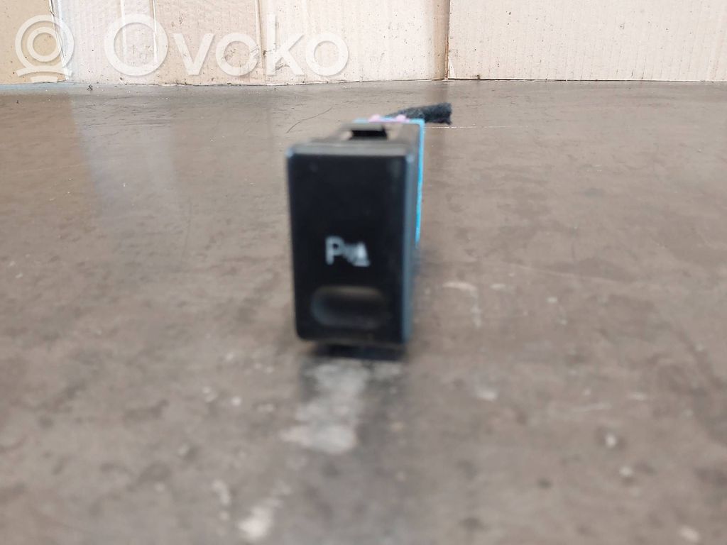 Parking (PDC) sensor switch   7M5919281B,YM217L074BBW