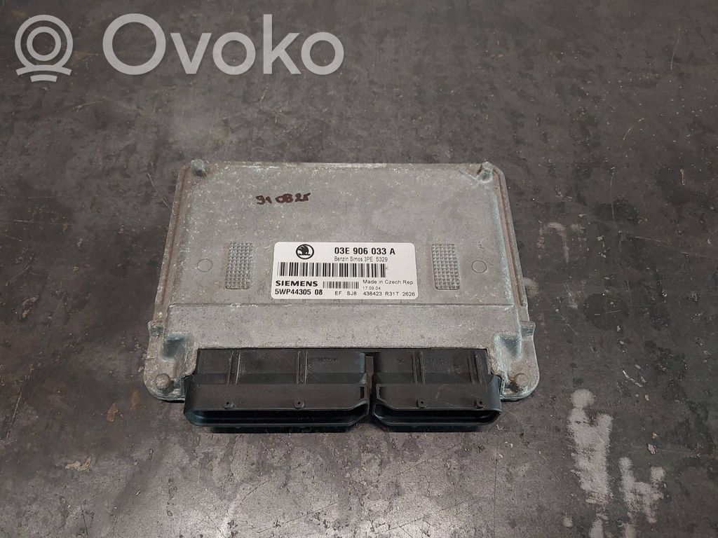 Engine control unit/module   03E906033A,5WP44305