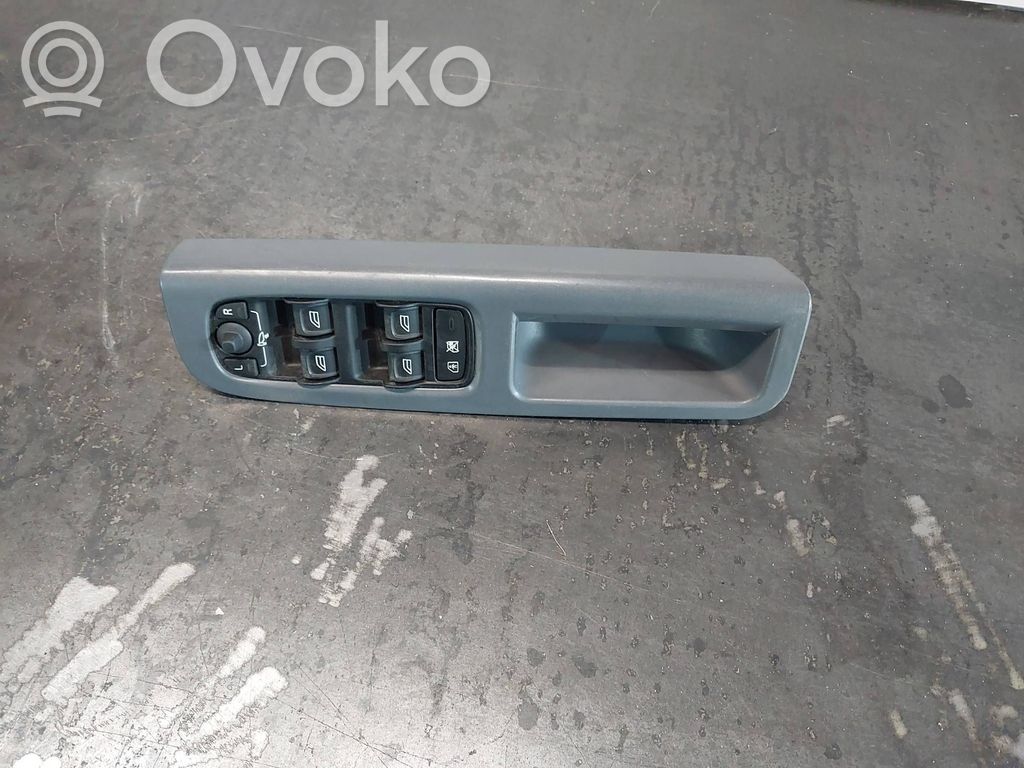 Volvo V50 Electric window control switch 