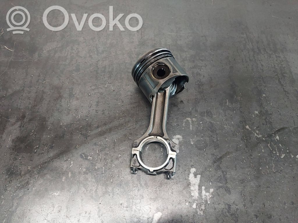 BMW 3 E46 Piston with connecting rod 