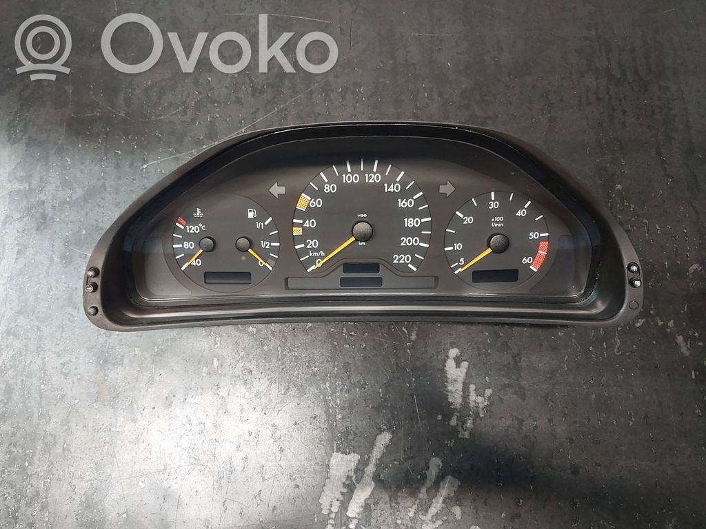 Mercedes-Benz E W210 Speedometer (instrument cluster) 