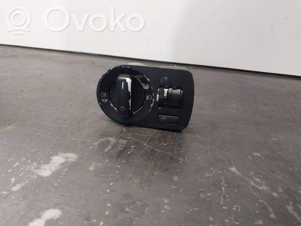 Audi A3 S3 8P Light switch 