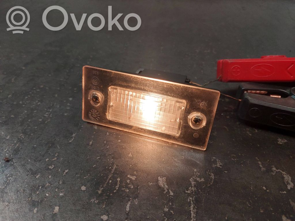Audi A3 S3 8L Éclairage de plaque d'immatriculation 