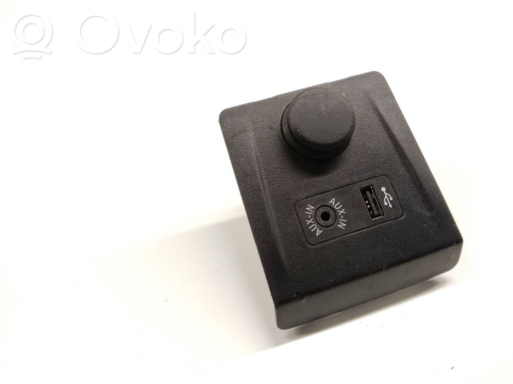 Enchufe conector USB   9284254,1303037